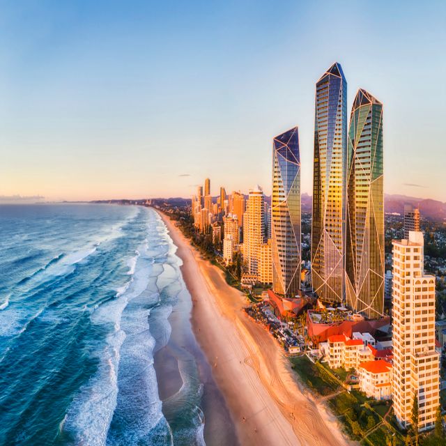 gold coast walking tour